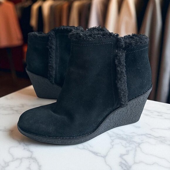 COLE HAAN Black Suede Wedge Ankle Booties Boots Size 6.5 - Picture 1 of 8